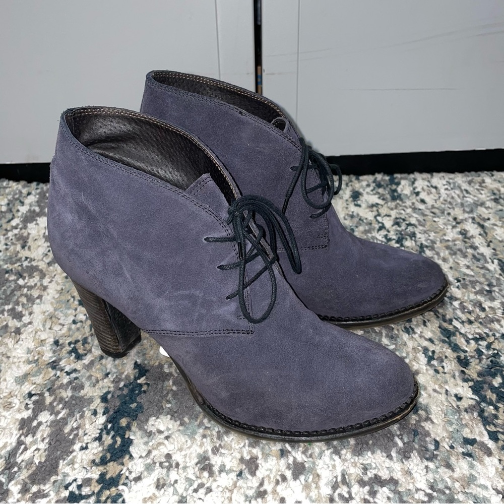 Ateliers Navy Blue Suede Heeled Booties- Size 39